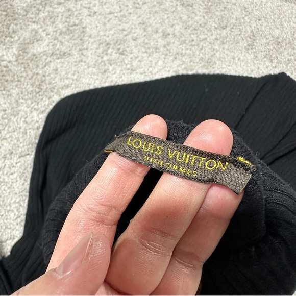 Louis Vuitton Uniform Women’s Turtleneck Sweater Longsleeve Classic in Black L - Picture 9 of 13